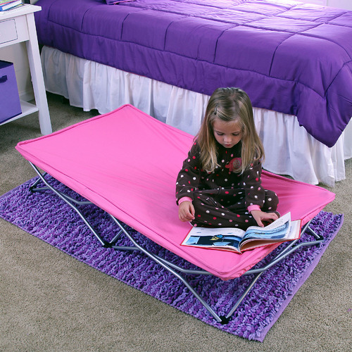 Childrens portable outlet bed